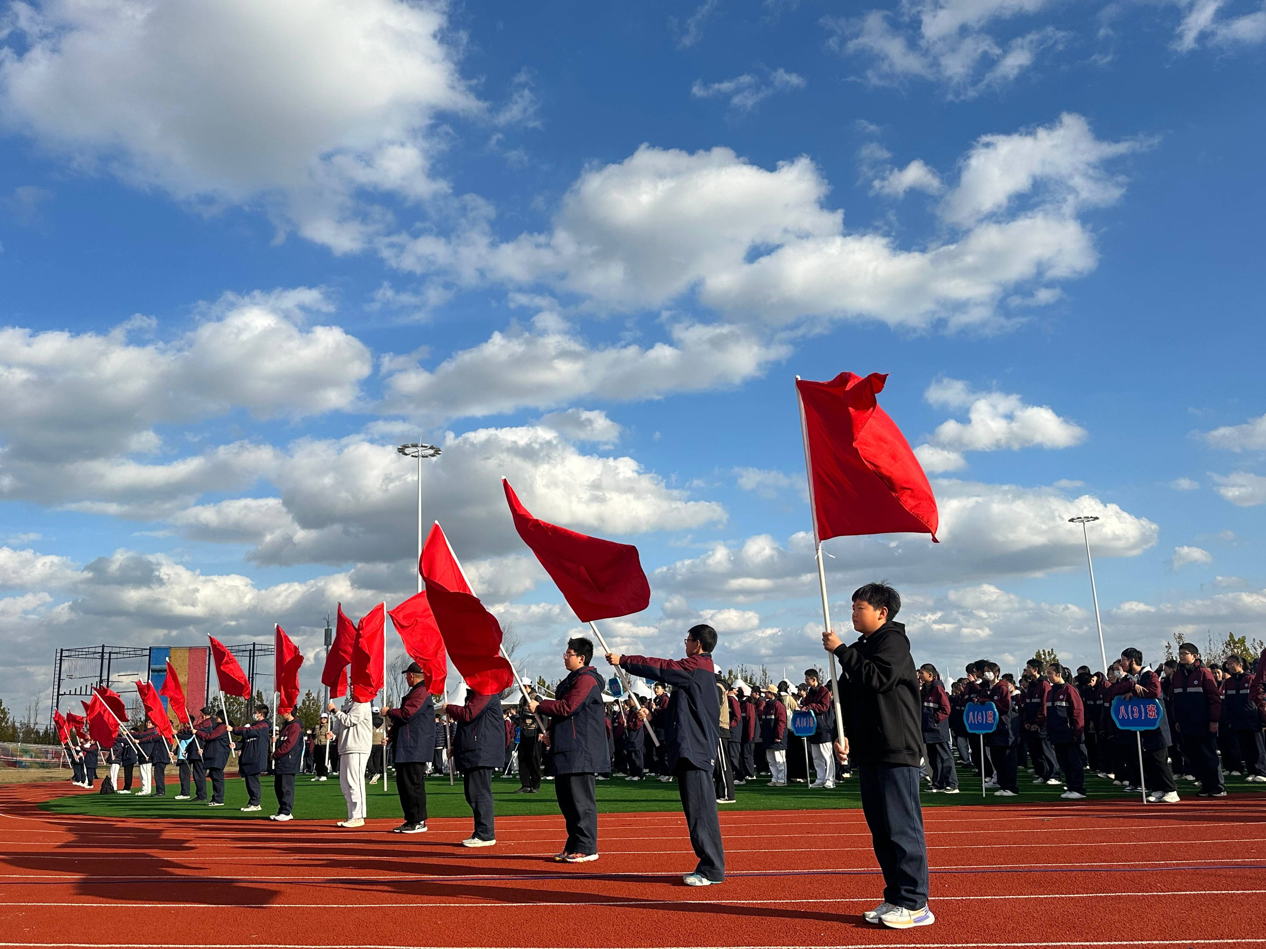 20241122 云臺開展研學活動，勞動減壓共促成長(1).jpg