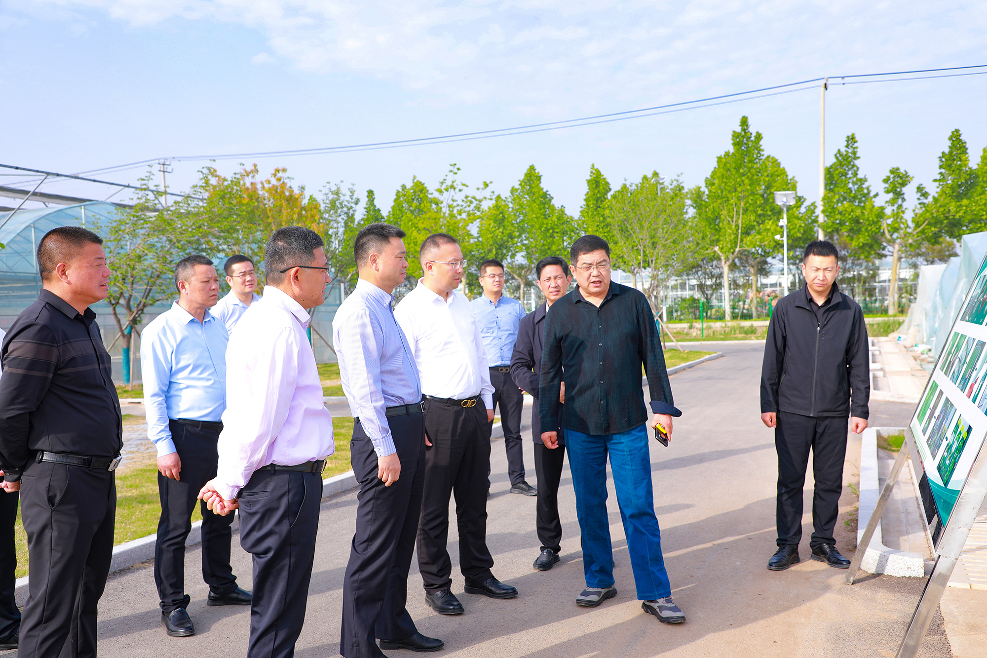 20250507 集團公司領導到云臺調研 (1).JPG