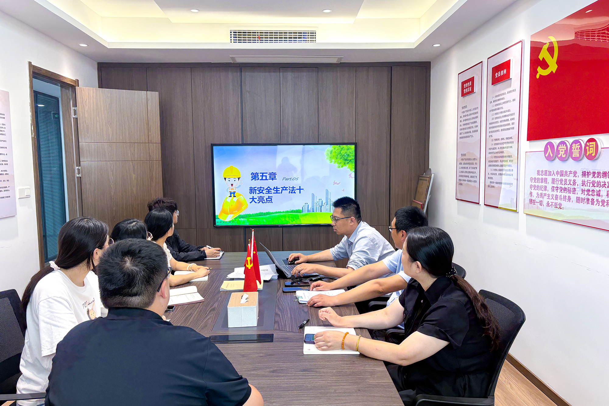 20250613 云龍房產公司多措并舉推動安全生產月活動落實見效 (1).jpg